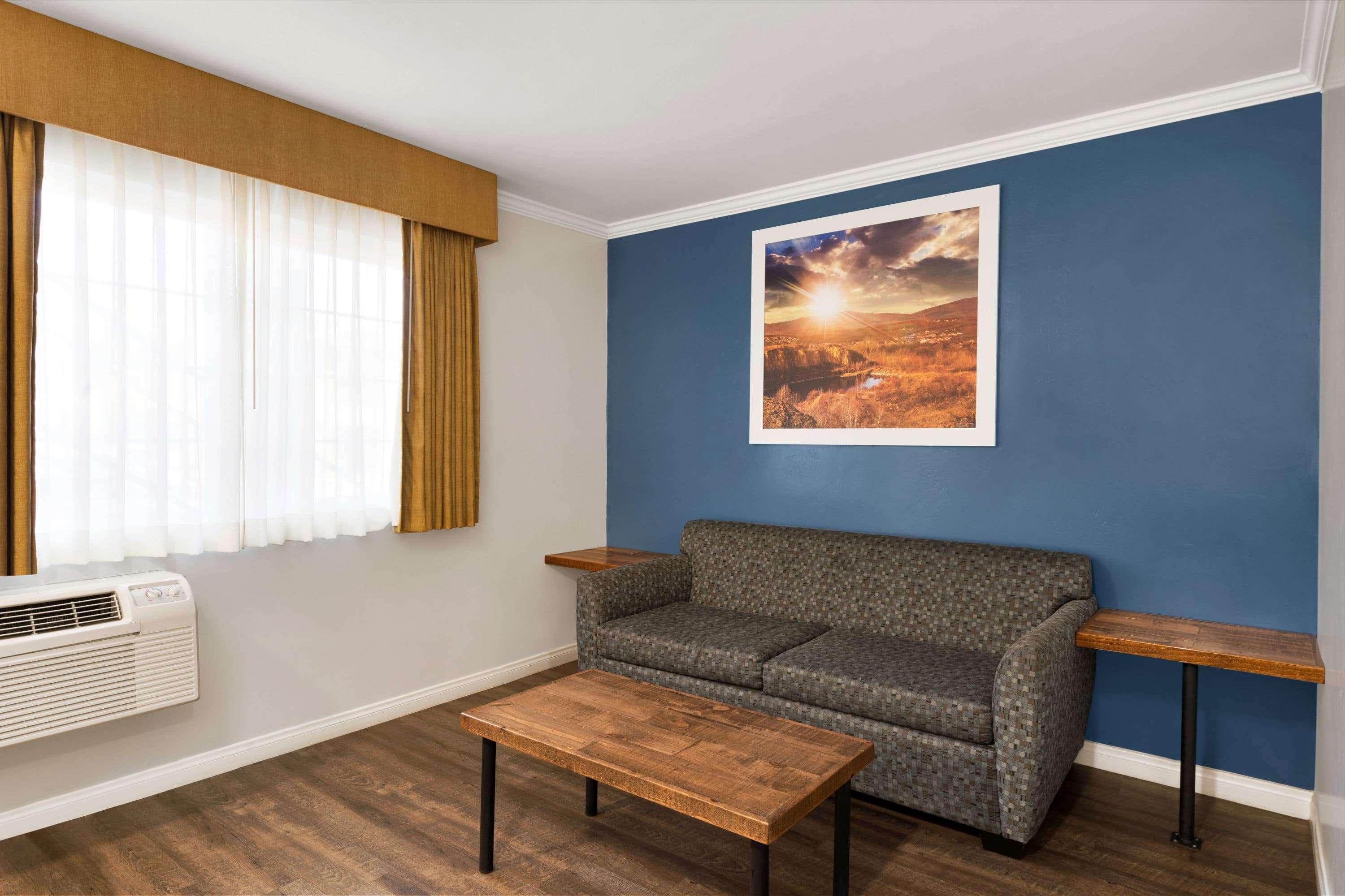 Days Inn & Suites Sdsu - La Mesa - San Diego Buitenkant foto